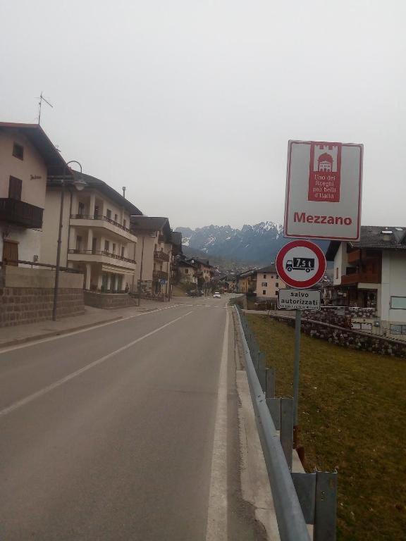Casa Renzo - Dolomiti - Trentino Apartment Мецано Екстериор снимка