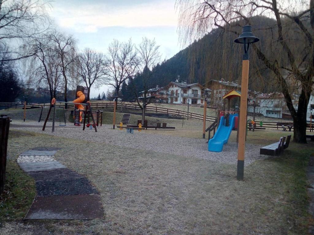 Casa Renzo - Dolomiti - Trentino Apartment Мецано Екстериор снимка